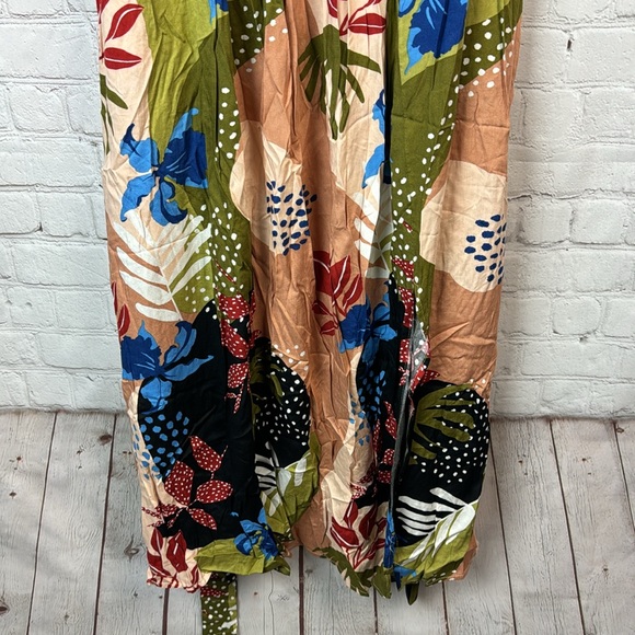 BloomChic Floral Cold Shoulder V Neck Belted Dress Size 12 Large - Picture 5 of 6